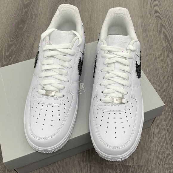 Nike Air Force BRAND NEW with Box - Mens Size 10.5 - Picture 5 of 9